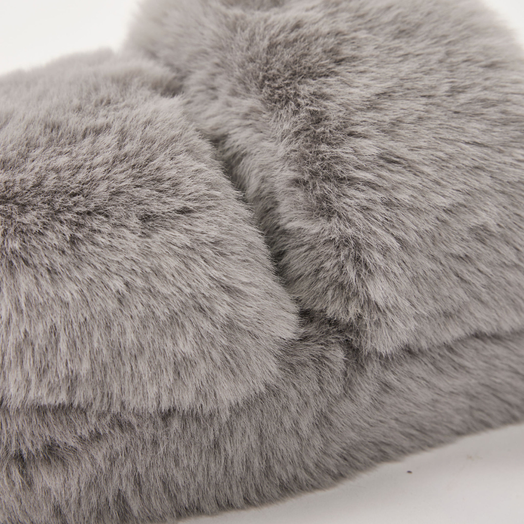 Luna Grey